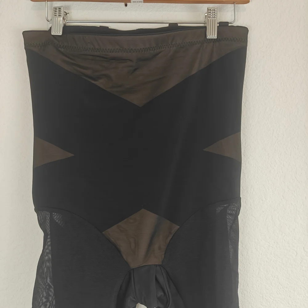 Honeylove SuperPower Shapewear Shorts XL | High-Waist Sculpting Seamless Shorts - Picture 7 of 11